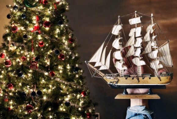 Στολισμός δέντρου και καραβιού Στολισμός δέντρου και καραβιού