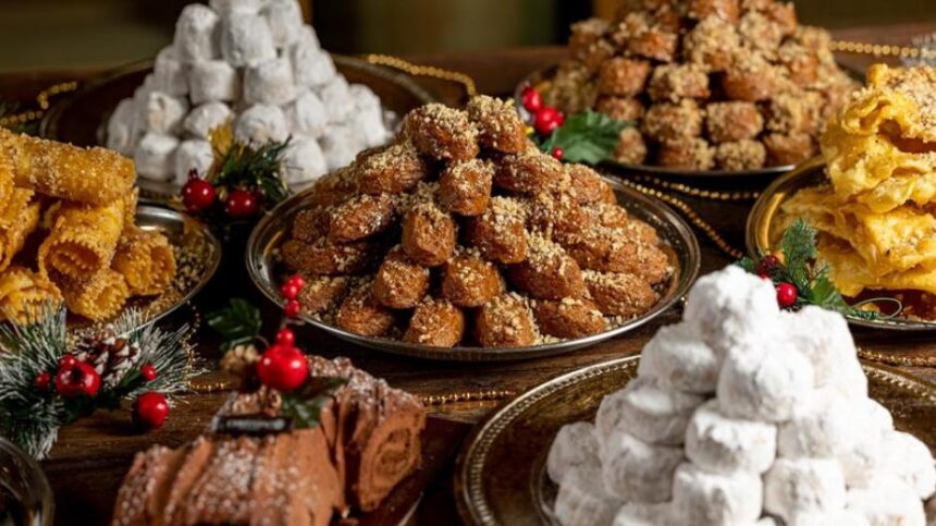 Τα Παραδοσιακά Χριστουγεννιάτικα Γλυκά Τα Παραδοσιακά Χριστουγεννιάτικα Γλυκά